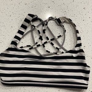 Lululemon Free to Be - Wild sports bra